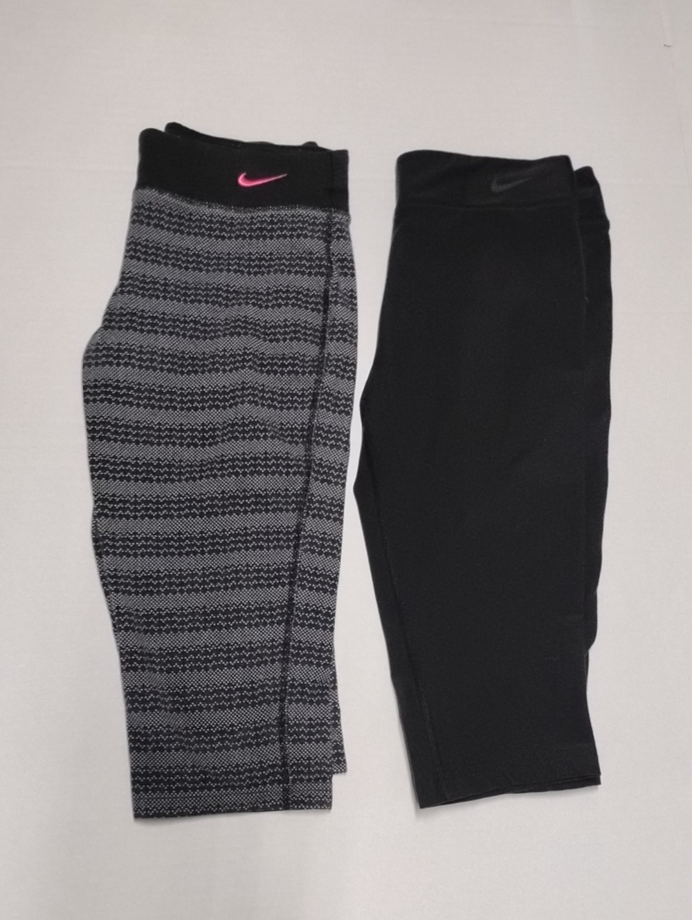 Nike Girls Black & Gray Patterned 2-Pack Leggings with Pink Swoosh